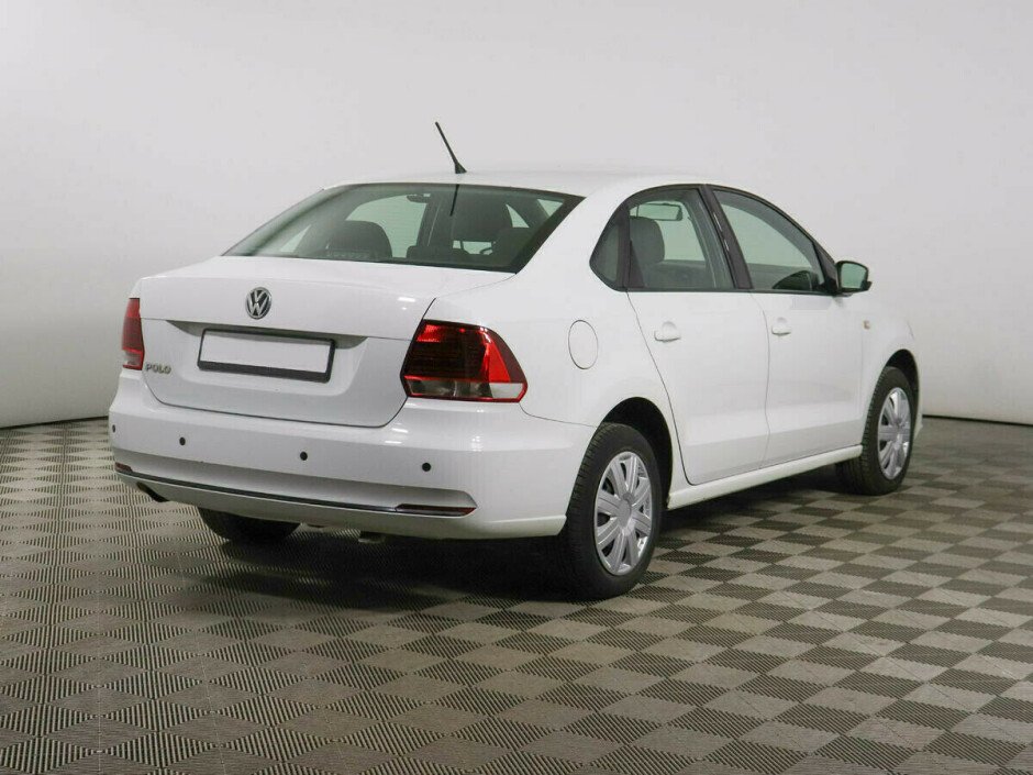 2016 Volkswagen Polo , Белый металлик - вид 4