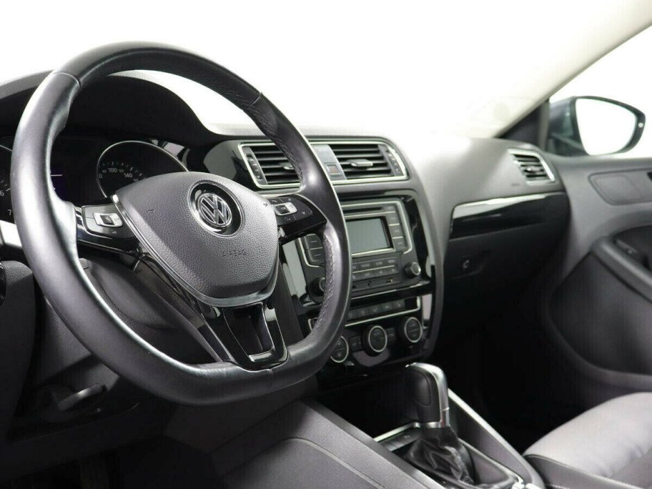 2016 Volkswagen Jetta , Серый металлик - вид 5