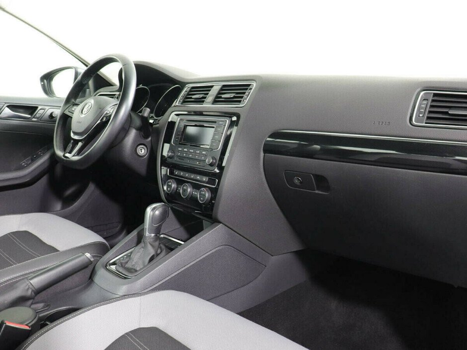 2016 Volkswagen Jetta , Серый металлик - вид 9