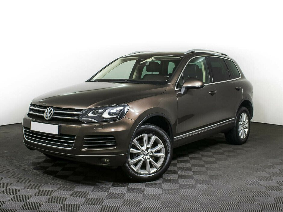 2013 Volkswagen Touareg  №6398475, Коричневый металлик, 1348000 рублей - вид 1