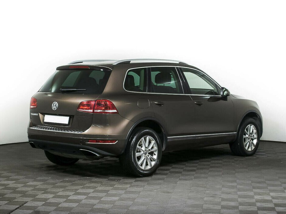 2013 Volkswagen Touareg  №6398475, Коричневый металлик, 1348000 рублей - вид 4