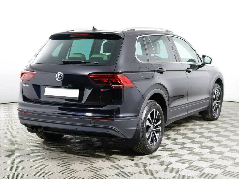 2019 Volkswagen Tiguan  №6398499, Черный , 1797000 рублей - вид 4
