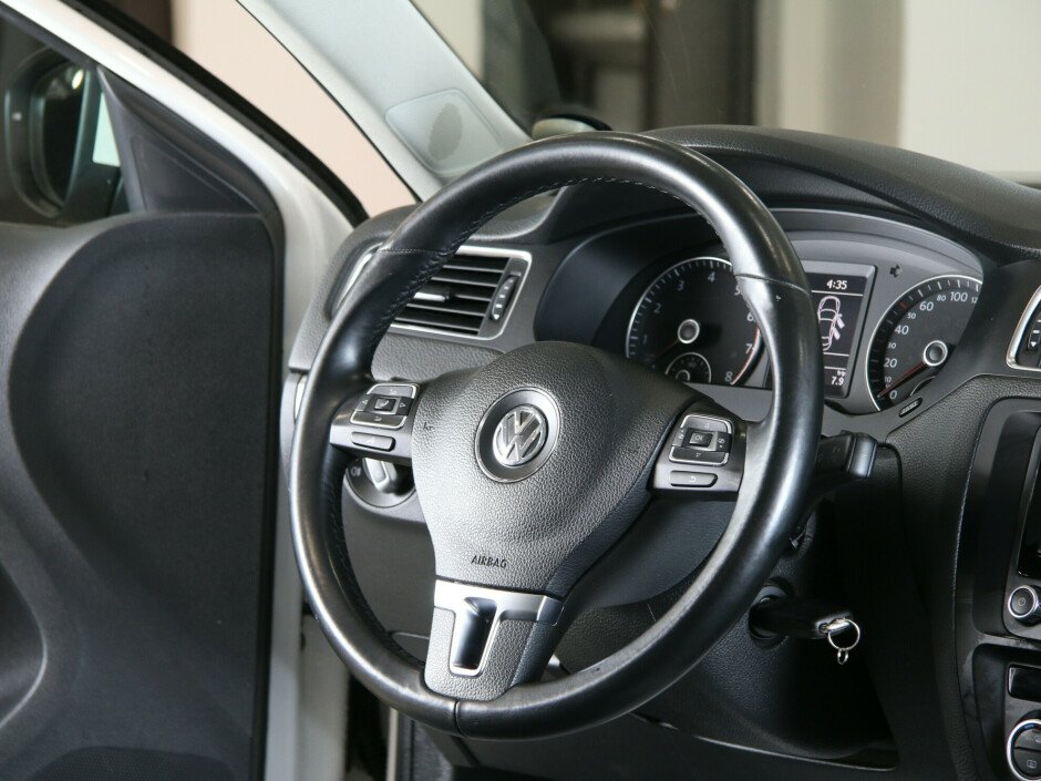 2014 Volkswagen Jetta , Белый  - вид 6
