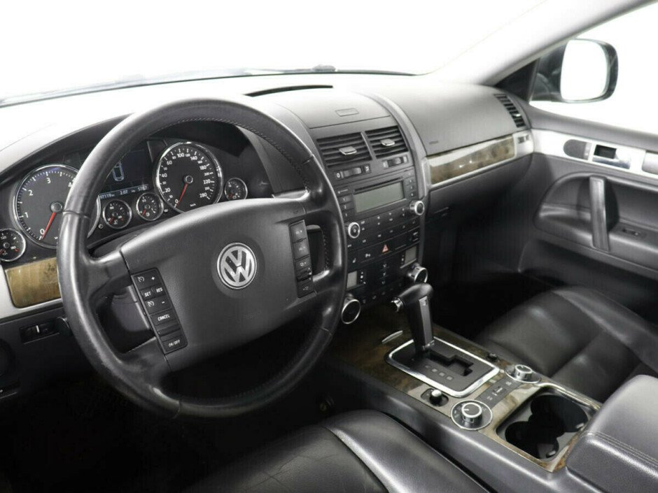 2008 Volkswagen Touareg  №6398517, Черный металлик, 568000 рублей - вид 5