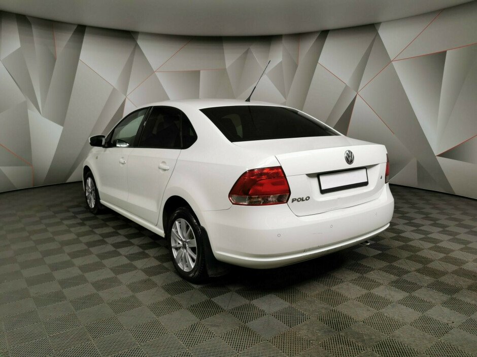 2015 Volkswagen Polo , Белый металлик - вид 4