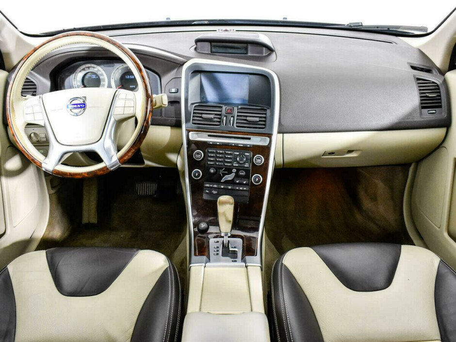 2011 Volvo Xc60  №6398602, Коричневый металлик, 937000 рублей - вид 3