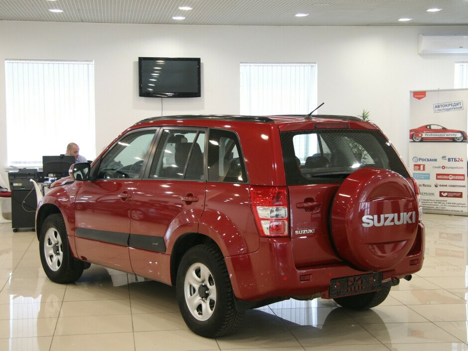 2010 Suzuki Grand-vitara , Красный металлик - вид 4