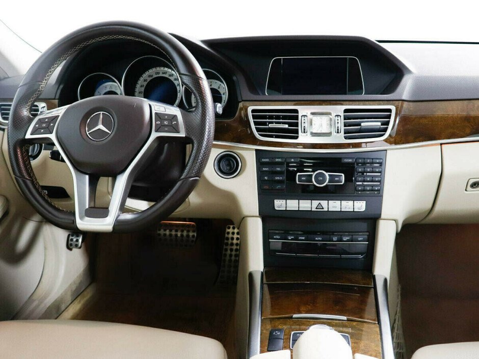 2015 Mercedes-Benz E-klass , Синий  - вид 5