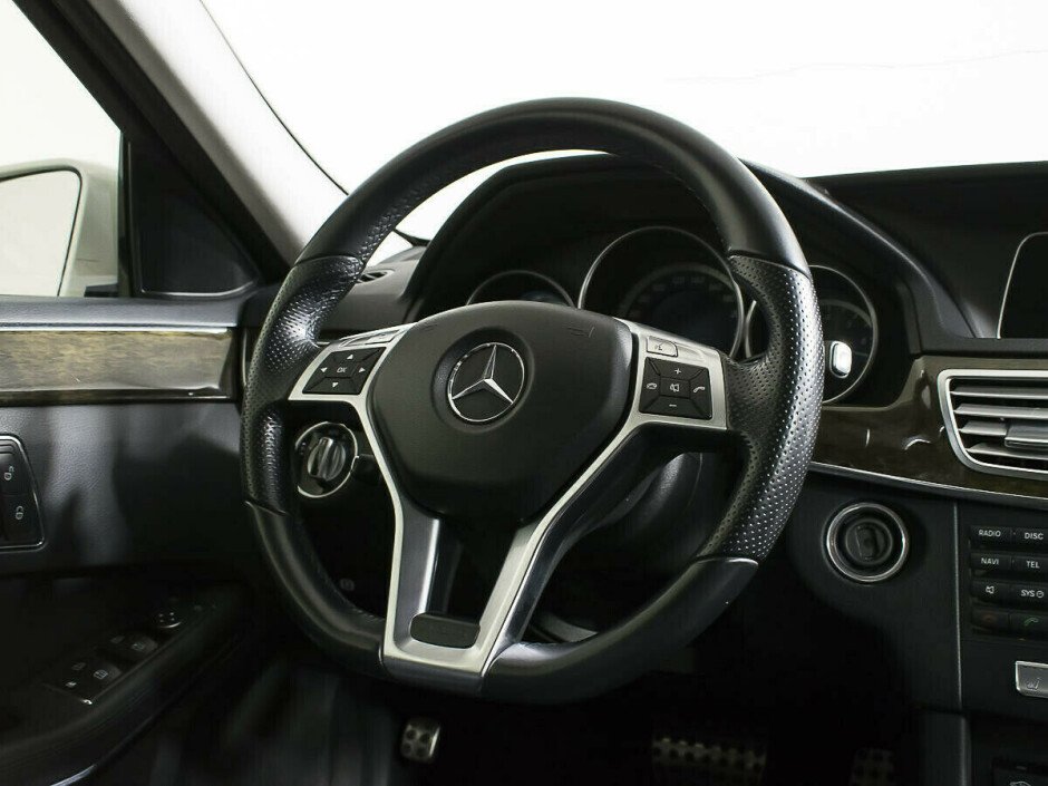 2015 Mercedes-Benz E-klass , Белый металлик - вид 11