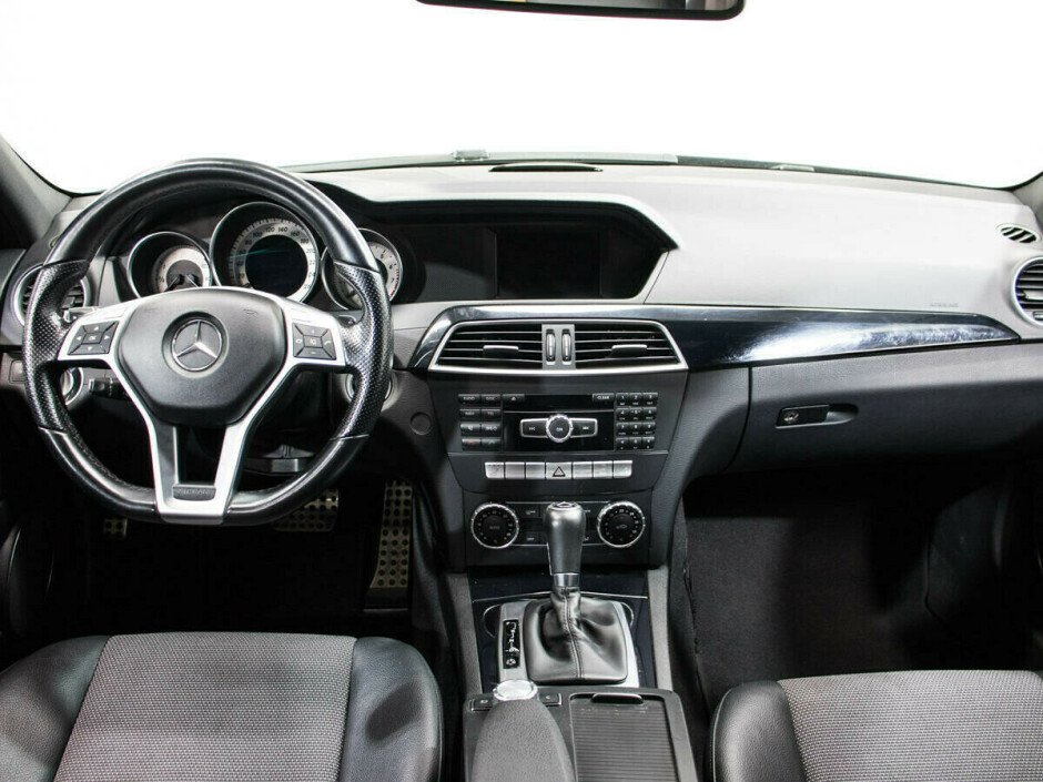 2013 Mercedes-Benz C-klass , Черный металлик - вид 6