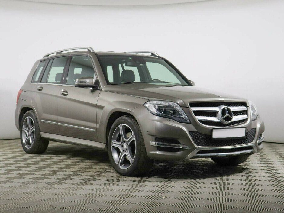 2015 Mercedes-Benz Glk-klass , Коричневый металлик - вид 2