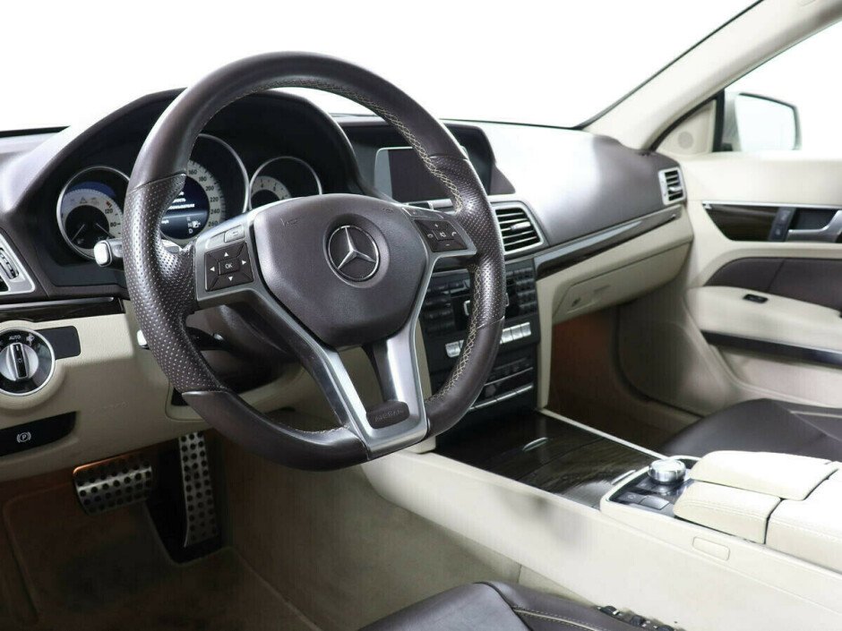 2014 Mercedes-Benz E-klass , Бежевый металлик - вид 9