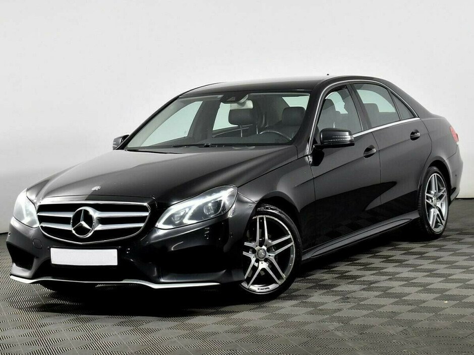 2014 Mercedes-Benz E-klass , Черный металлик - вид 1