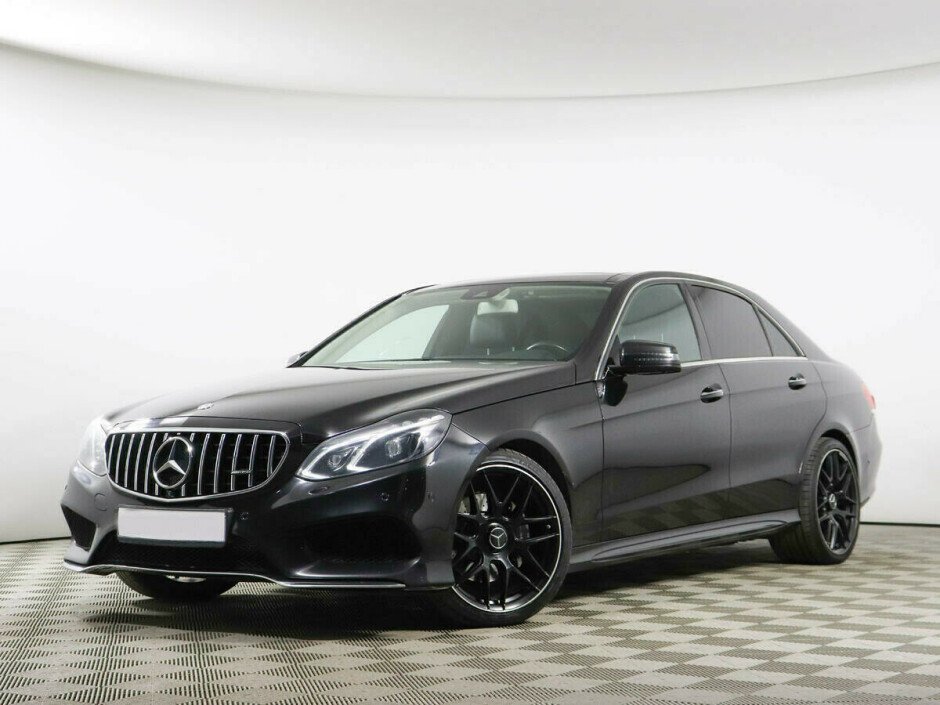 2014 Mercedes-Benz E-klass , Черный металлик - вид 1