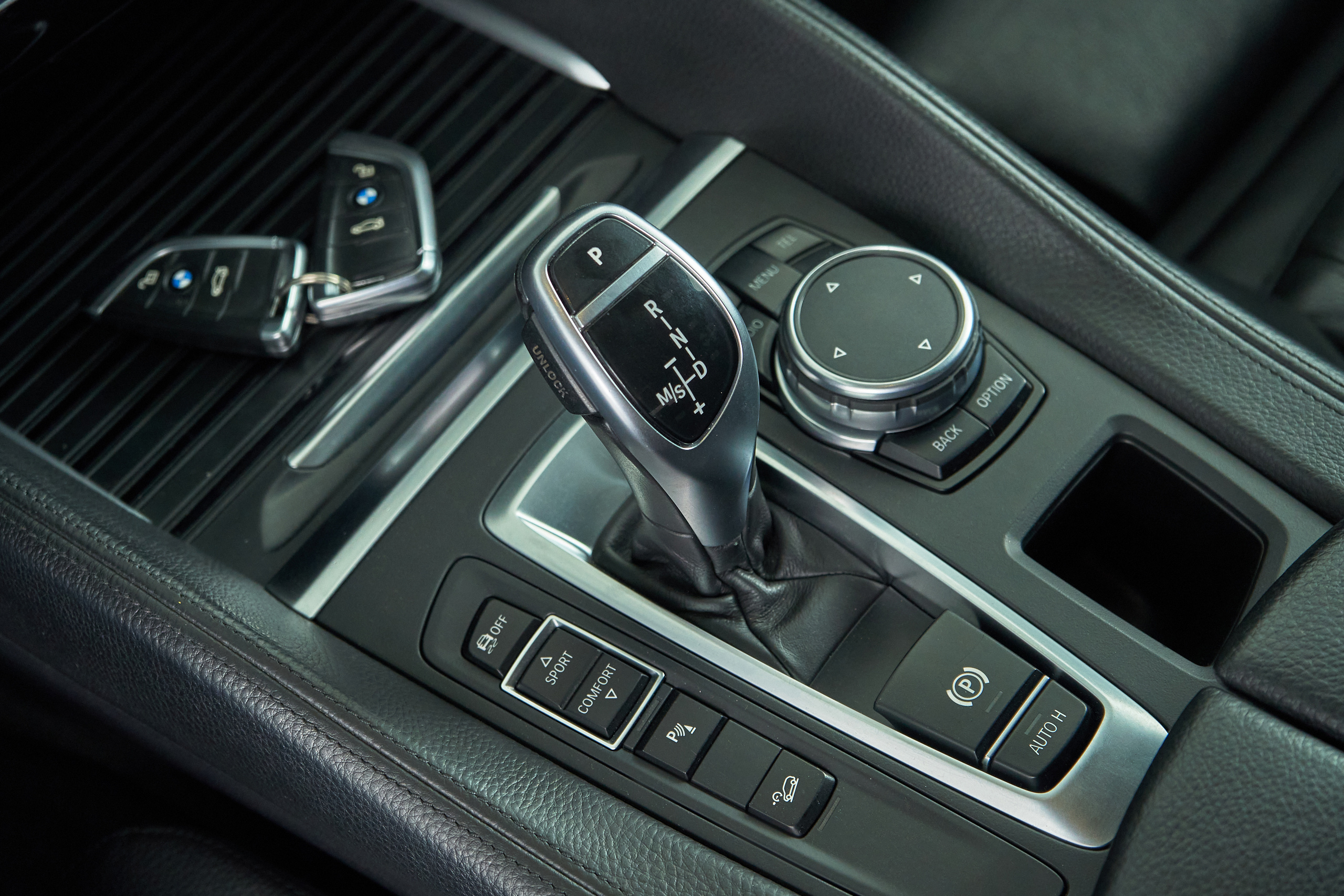 2015 BMW X6 , Черный - вид 16
